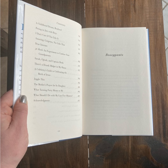 First Edition Bossypants by Tina Fey - First Edition - Hardcover 2011 - Picture 16 of 16